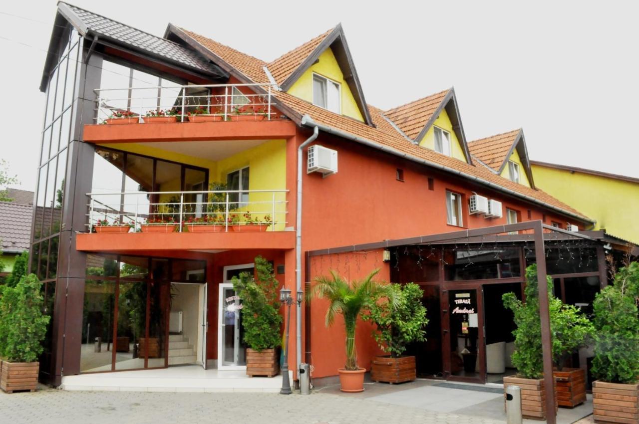 Hotel Andrei Cîmpia Turzii エクステリア 写真